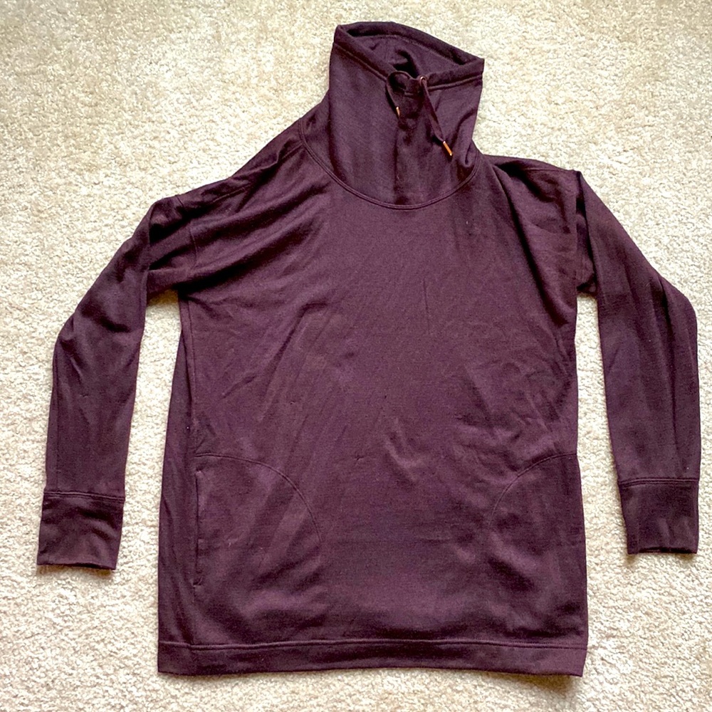 Old Navy Tunic Hoodie in Plum. Size M.
